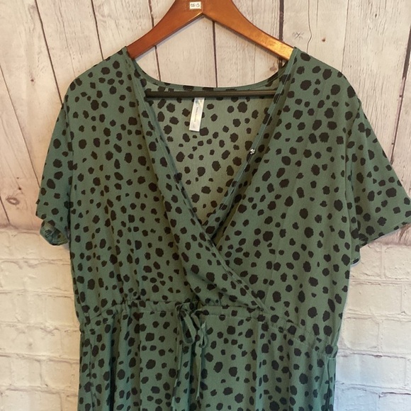 Beachsissi Green & Black Beach Swim Coverup Dress Size L - Picture 4 of 11